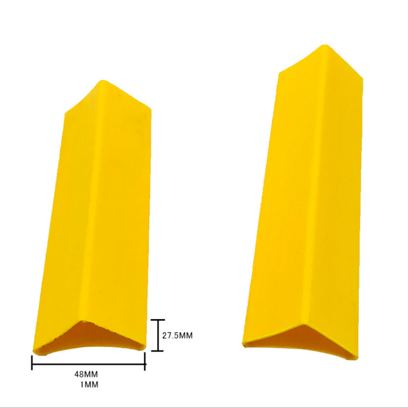 Striscia di supporto per strato tubolare in PVC rigido estruso striscia di plastica Profilo triangolare in PVC per supporto cassetto armadio