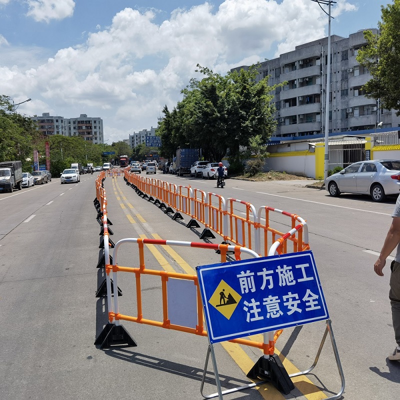 Protezione del traffico in plastica recinzione, barriera di isolamento del cantiere, barriere stradali del produttore cinese